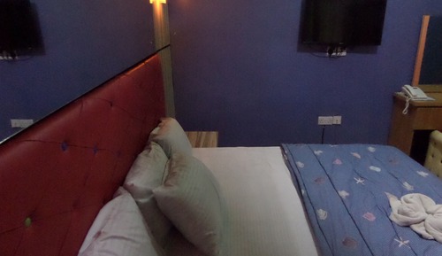 Royal Room, 1 Queen Bed, Non Smoking