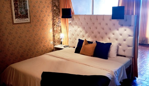 Apartment, 1 King Bed with Sofa bed, Garden View