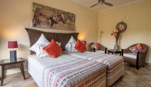 Twin Room (B)