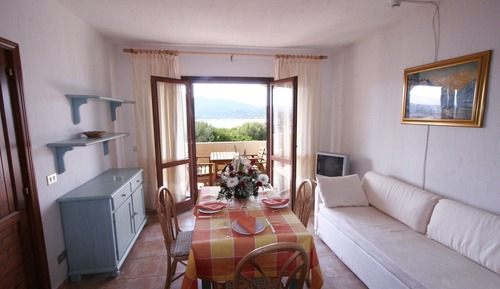 Deluxe Apartment, 2 Bedrooms, Terrace, Garden View