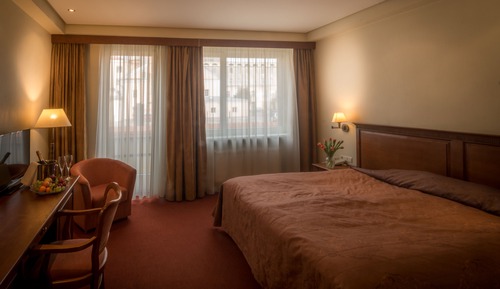 Double Room, 1 Double or 2 Twin Beds