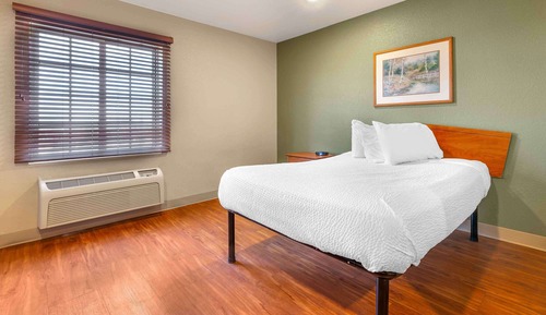 Standard Studio, 1 Double Bed, Non Smoking, Refrigerator & Microwave