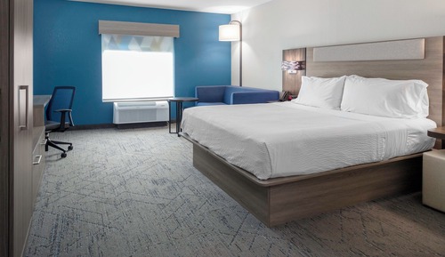 Standard Room, 1 King Bed