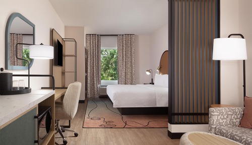 Room, 1 King Bed (Wet Bar)
