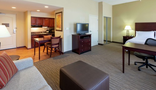 Suite, 1 King Bed, Accessible, Non Smoking (Mobility & Hearing, Roll-in Shower)