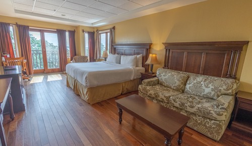 Executive Studio Suite