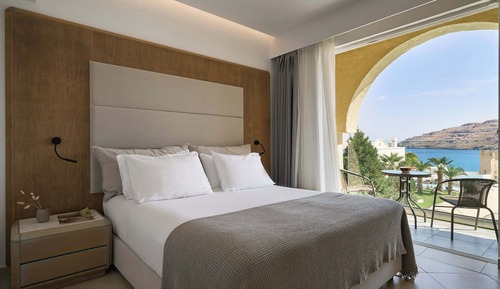 Suite, Sea View