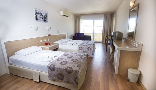 Quadruple Room, Sea View