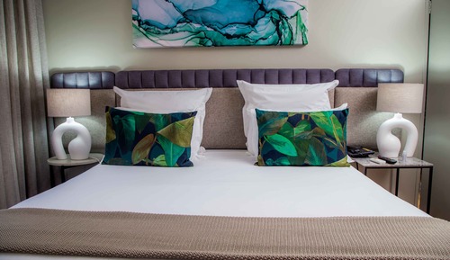 Deluxe Double Room, 1 Double Bed, Ensuite, Garden View