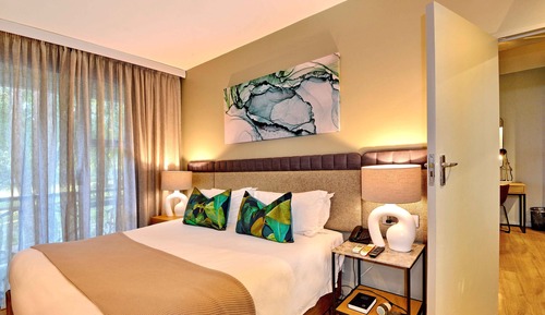 Superior Suite, 1 Double Bed, Ensuite, Garden View