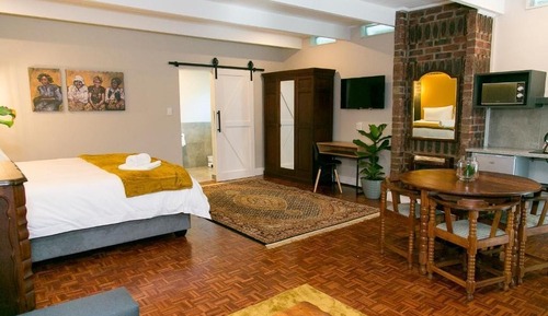 Executive Room, Kitchen