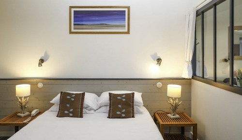 Sea Side Suite 