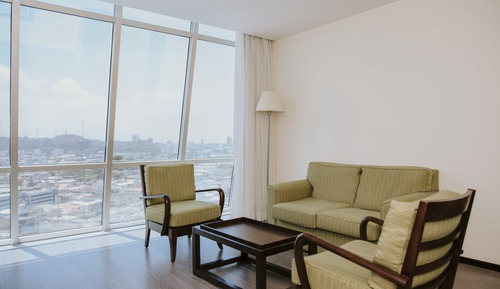 Junior Suite, 1 King Bed with Sofa bed, Non Smoking, City View
