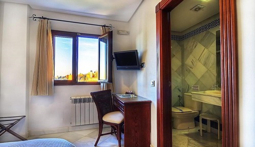 Economy Double Room