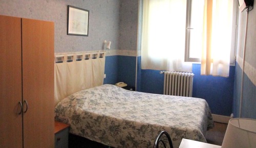 Classic Single Room