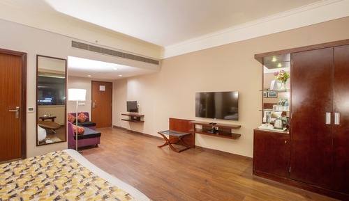 Vesta Maurya Suite