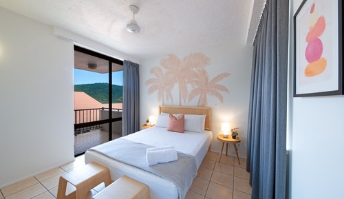 1 Bedroom Ocean View Apartment