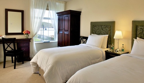 Standard Twin Room, Sea View