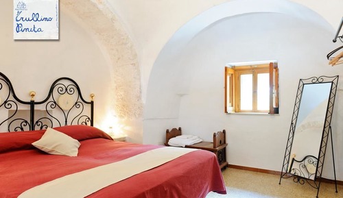 Traditional House (Trullo Pineta)