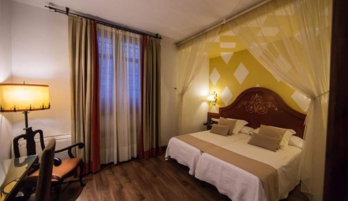 Standard Room, 2 Twin Beds