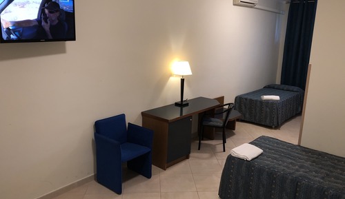 Triple Room, Annex Building