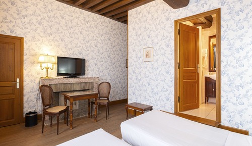 Comfort Twin Room, 2 Twin Beds, Private Bathroom
