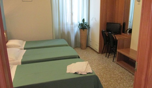 Triple Room, Private Bathroom