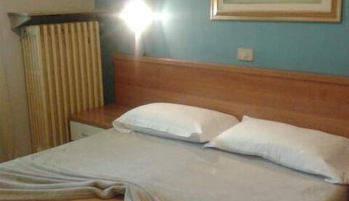 Basic Single Room, Shared Bathroom