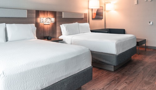 Standard Room, 2 Queen Beds, Accessible (Roll-In Shower)