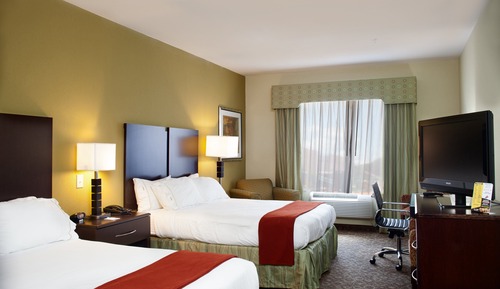 Standard Room, 2 Queen Beds, Accessible (Roll-In Shower)