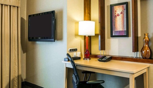 Suite, Multiple Beds, Accessible, Non Smoking