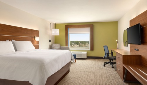 Standard Room, 1 King Bed (LEISURE)