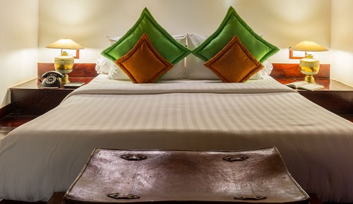 Petite Double Room