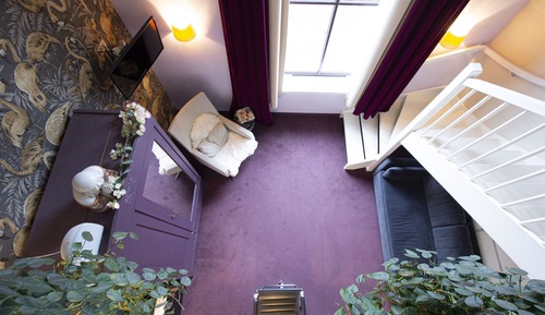 Standard Room (Split Level)