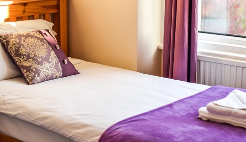 Twin Room, Ensuite