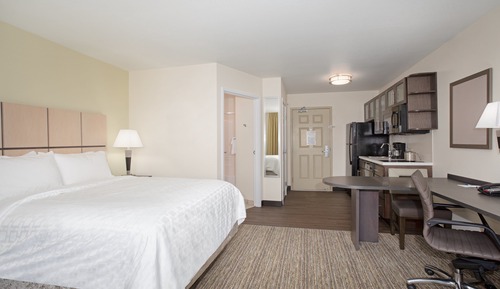 Studio Suite, 1 Queen Bed