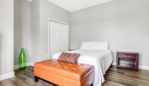 Condo, 2 Bedrooms