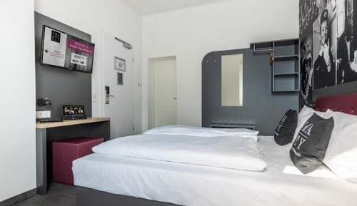 Basic Double Room