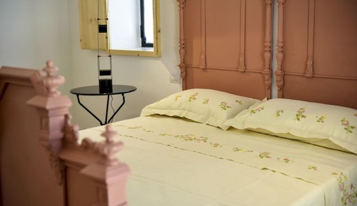 Suite (Lamia Motozappa)