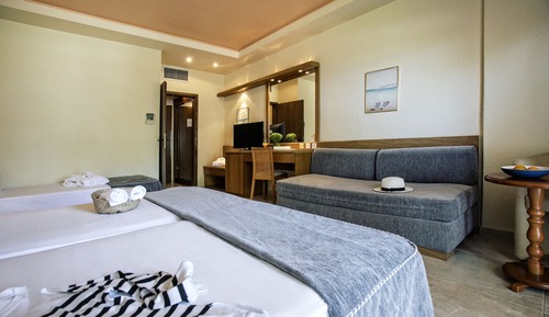 Family Room, Sea View