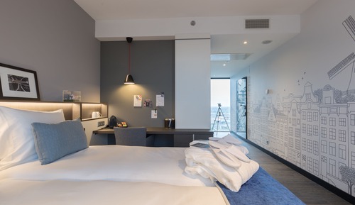 Superior Double Room, City View