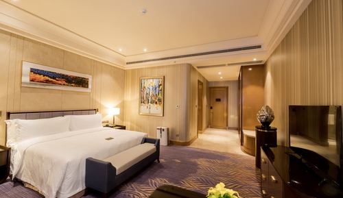 Deluxe Sea View Room with King Size Bed