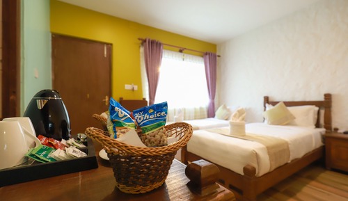 Deluxe Triple Room, Lake View
