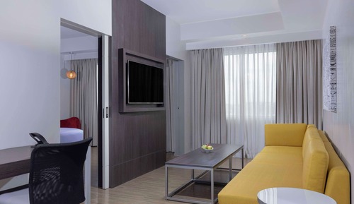 Suite (Room)