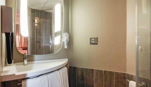 Triple Room, Multiple Beds