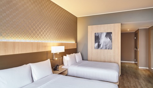 Deluxe Room, 2 Double Beds, Non Smoking, Partial Ocean View