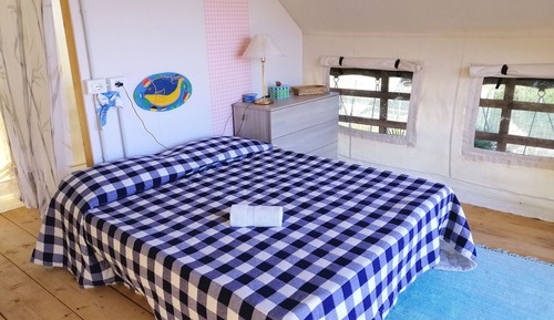 Deluxe Tent