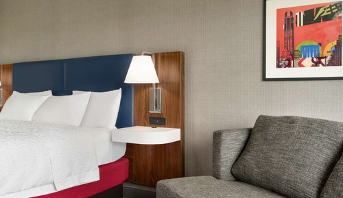 Room, 1 King Bed with Sofa bed, Accessible (Mobility & Hearing)