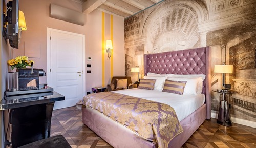 Queen Deluxe  Room, view of Florence Cathedral