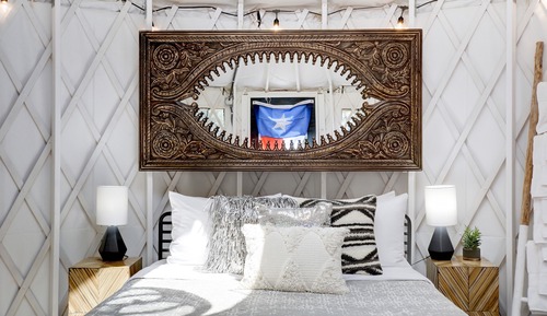 Room, 1 Queen Bed (Yurt, Shared Showerhouse)